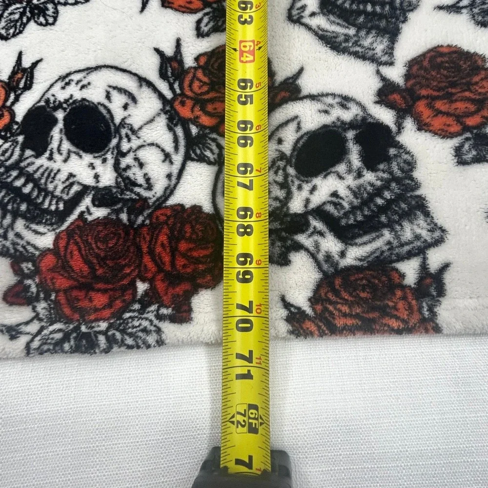 Sleeping Partner Skull Red Rose Plush Fleece Throw Blanket 50x70 Gothic Emo Punk